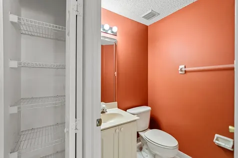 376 E Royal Cove Circle Davie FL 33325