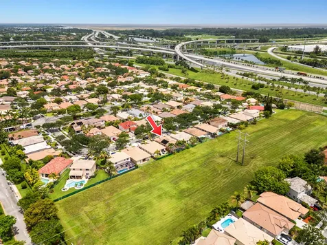 376 E Royal Cove Circle Davie FL 33325