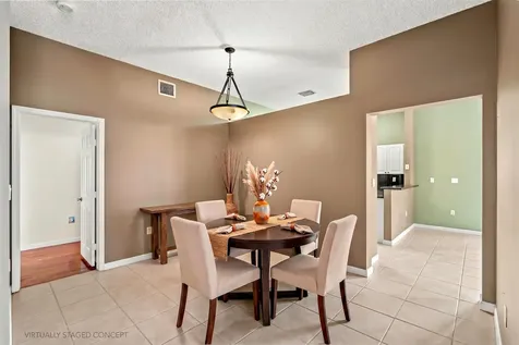 376 E Royal Cove Circle Davie FL 33325