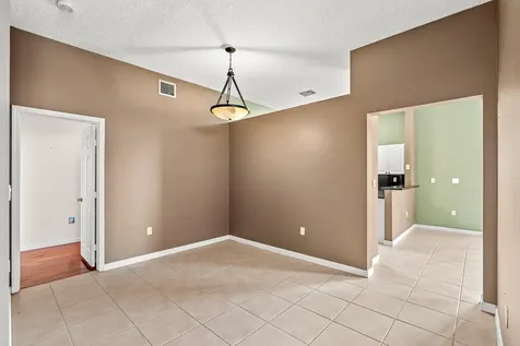 376 E Royal Cove Circle Davie FL 33325