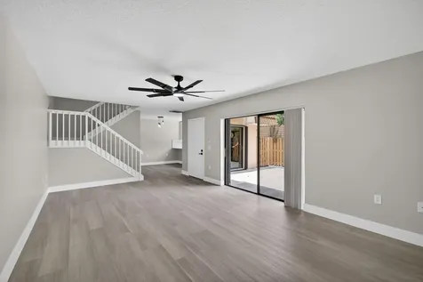 246 Charter Way West Palm Beach FL 33407