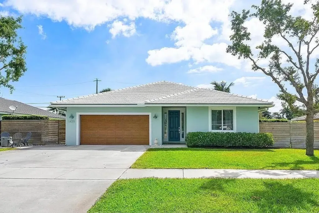 1420 High Ridge Road Lake Worth Beach FL 33461