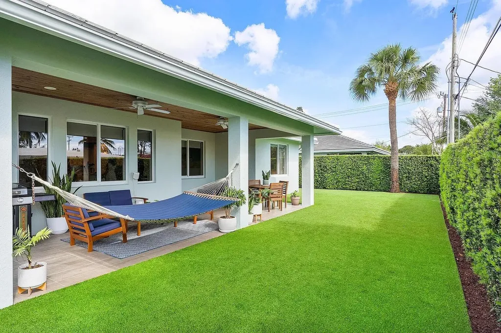 1420 High Ridge Road Lake Worth Beach FL 33461