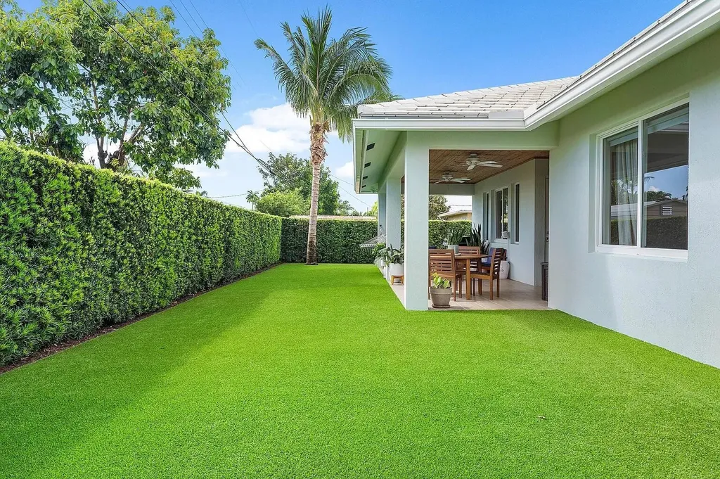 1420 High Ridge Road Lake Worth Beach FL 33461