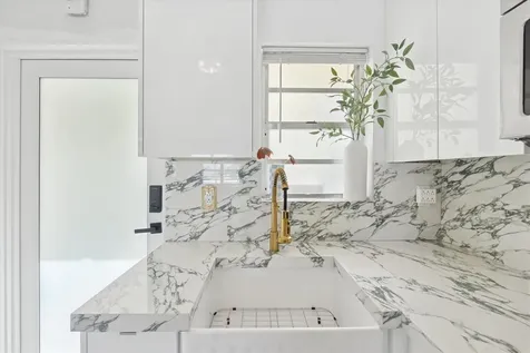 851 Meridian Avenue Miami Beach FL 33139