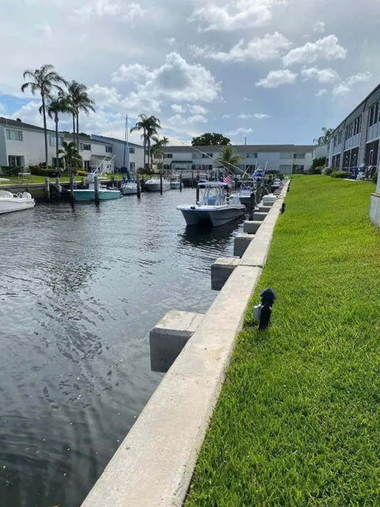120 Wettaw Lane North Palm Beach FL 33408