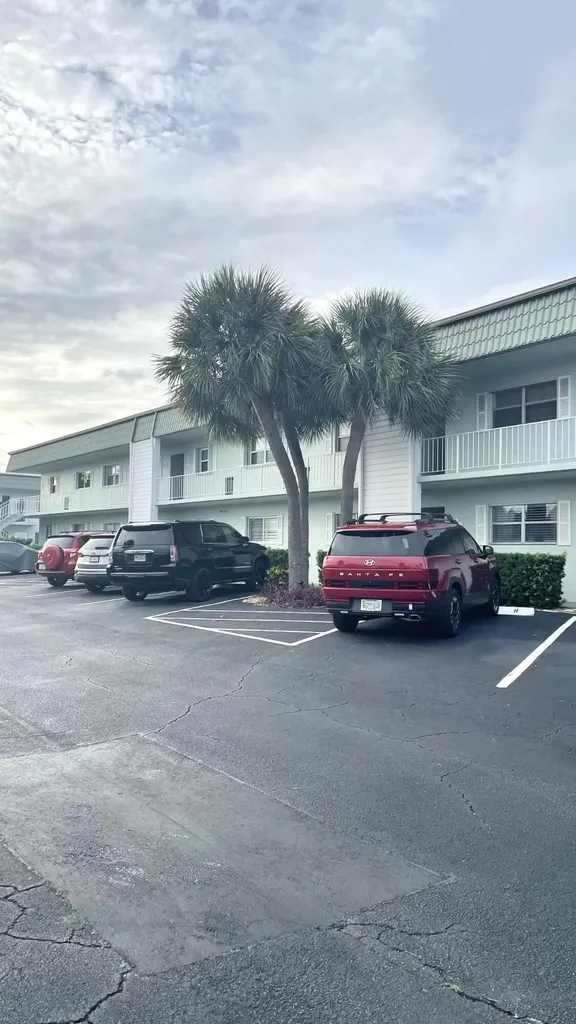 120 Wettaw Lane North Palm Beach FL 33408
