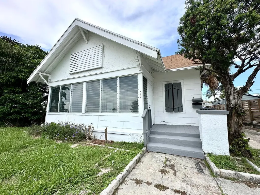 523 Valley Forge Road West Palm Beach FL 33405