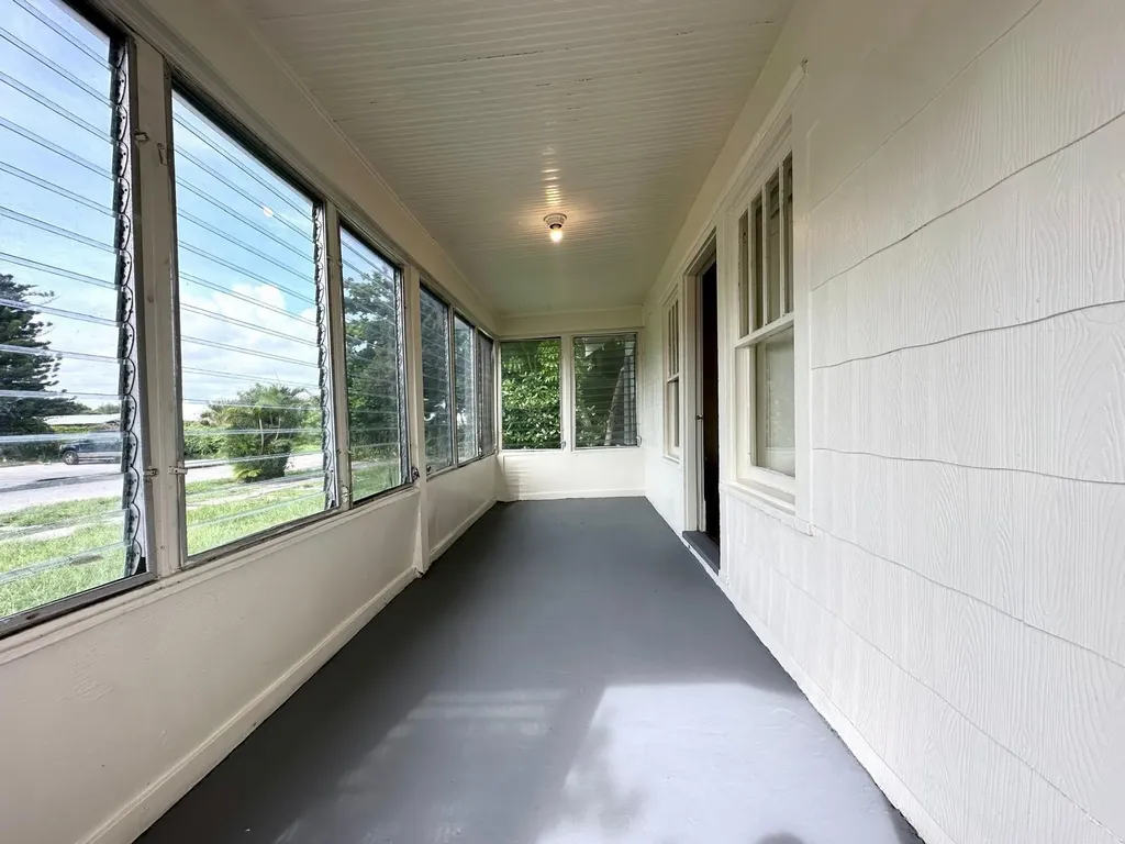 523 Valley Forge Road West Palm Beach FL 33405