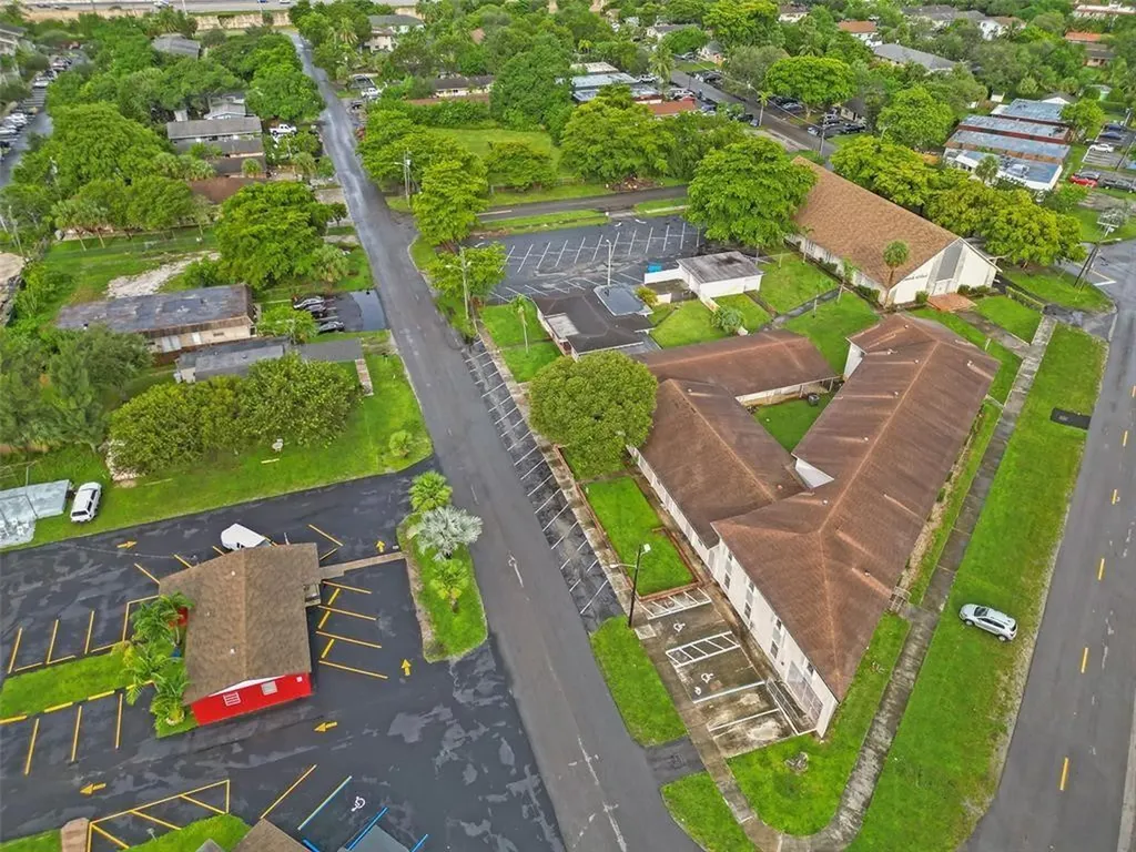 740 SW 10th Street Pompano Beach FL 33060