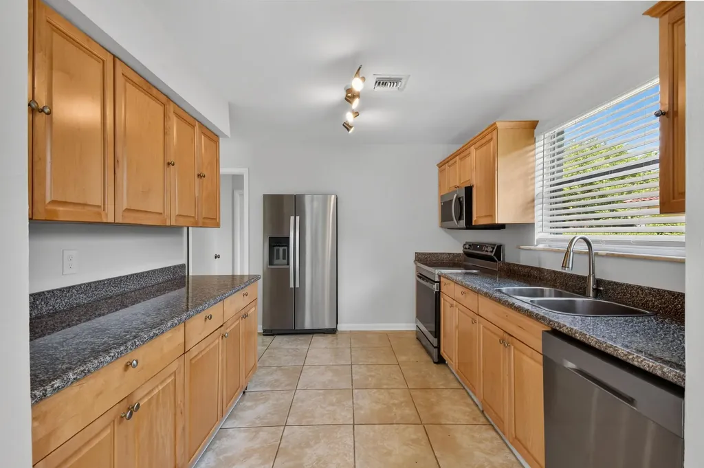 1317 Willow Road West Palm Beach FL 33406