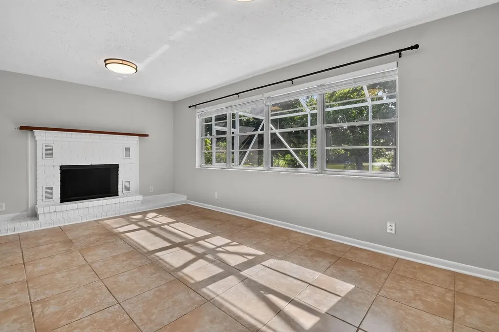 1317 Willow Road West Palm Beach FL 33406