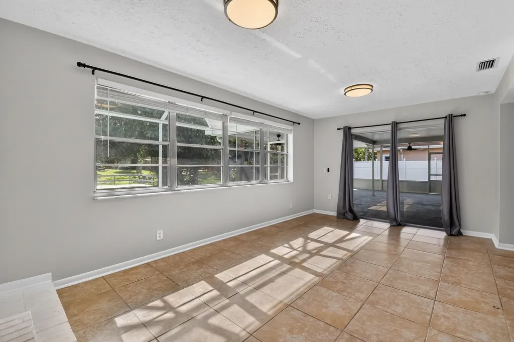 1317 Willow Road West Palm Beach FL 33406