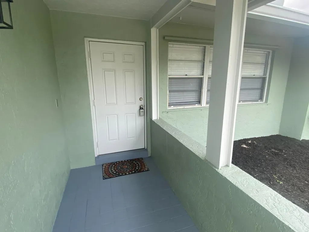 1317 Willow Road West Palm Beach FL 33406