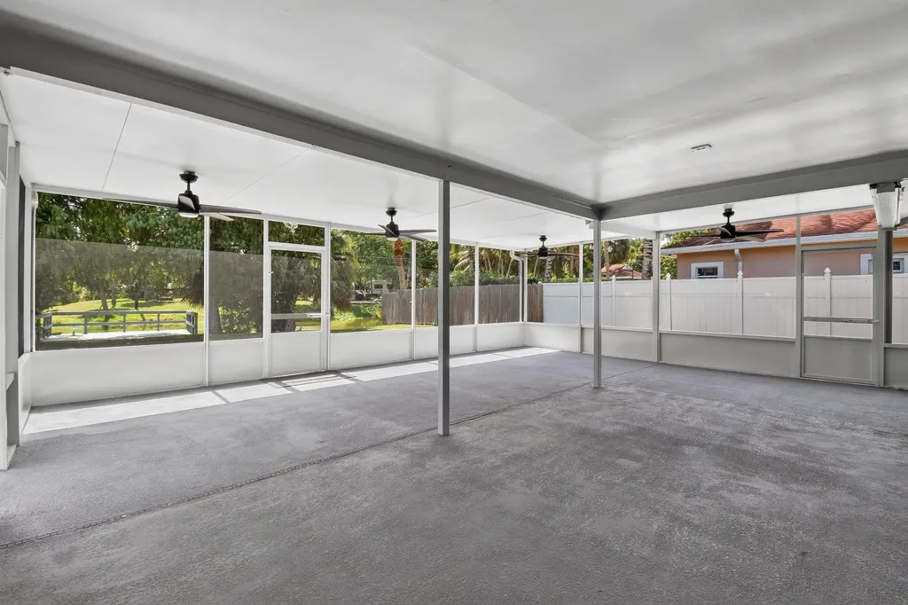 1317 Willow Road West Palm Beach FL 33406