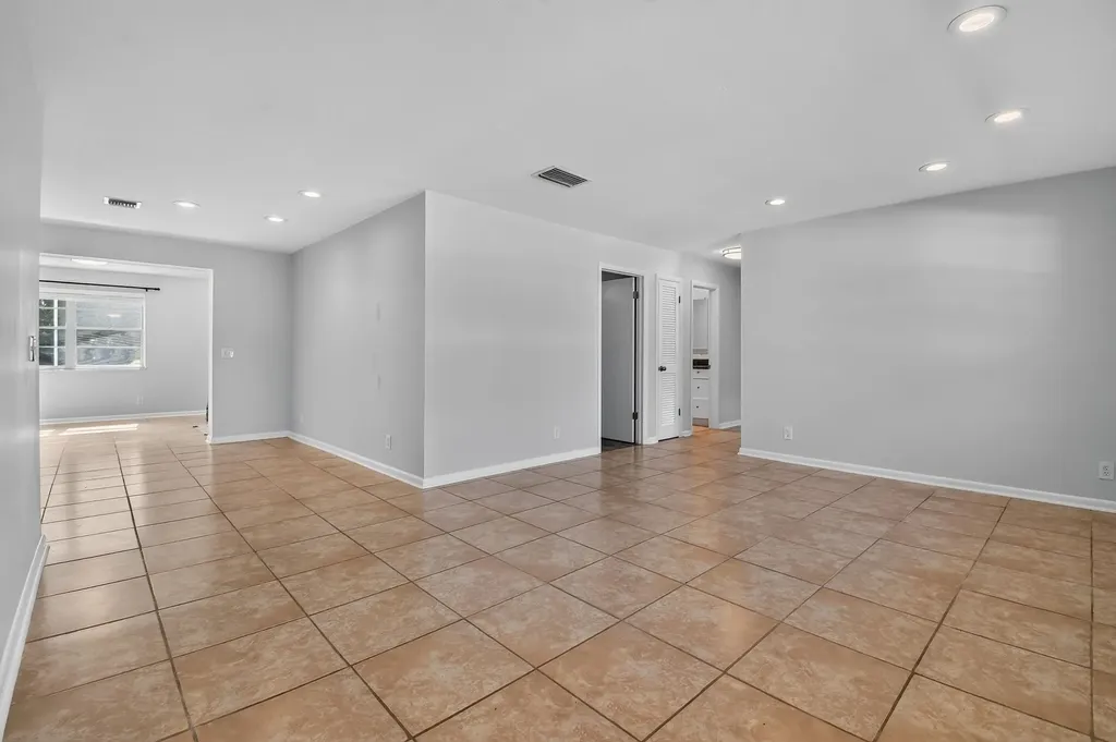 1317 Willow Road West Palm Beach FL 33406