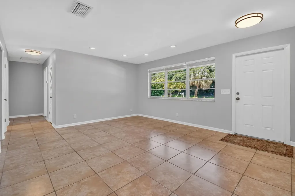 1317 Willow Road West Palm Beach FL 33406