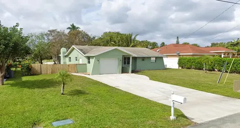 1317 Willow Road West Palm Beach FL 33406