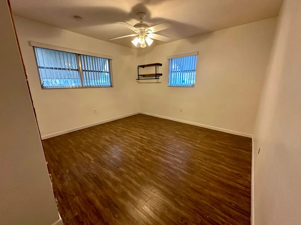 7000 SW 11th Street Pembroke Pines FL 33023