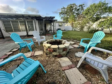 7000 SW 11th Street Pembroke Pines FL 33023