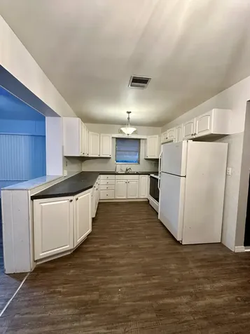 7000 SW 11th Street Pembroke Pines FL 33023