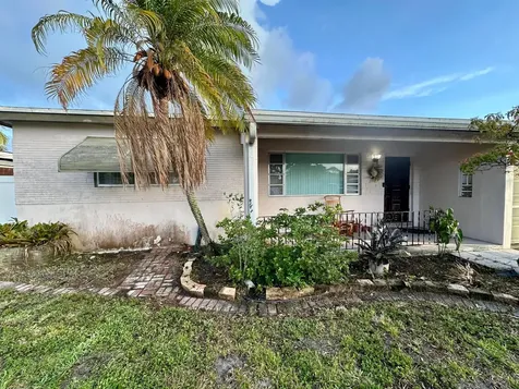 7000 SW 11th Street Pembroke Pines FL 33023