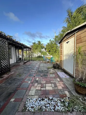 7000 SW 11th Street Pembroke Pines FL 33023