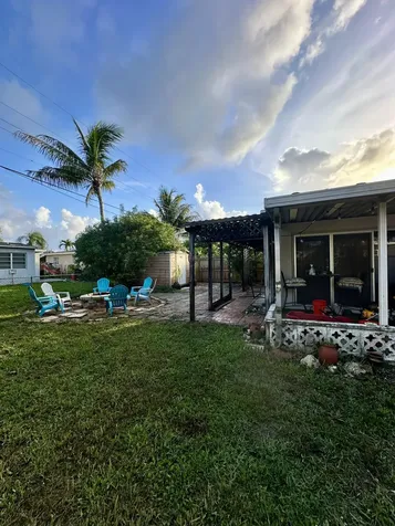 7000 SW 11th Street Pembroke Pines FL 33023