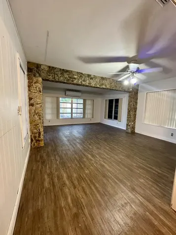 7000 SW 11th Street Pembroke Pines FL 33023