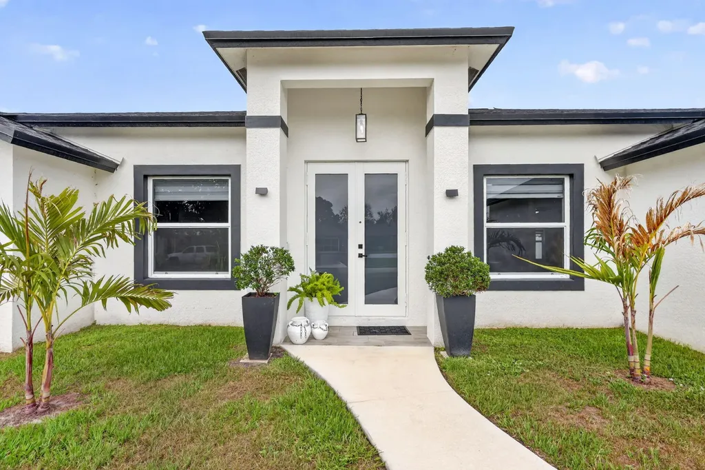 3910 SW Laffite Street Port St Lucie FL 34953