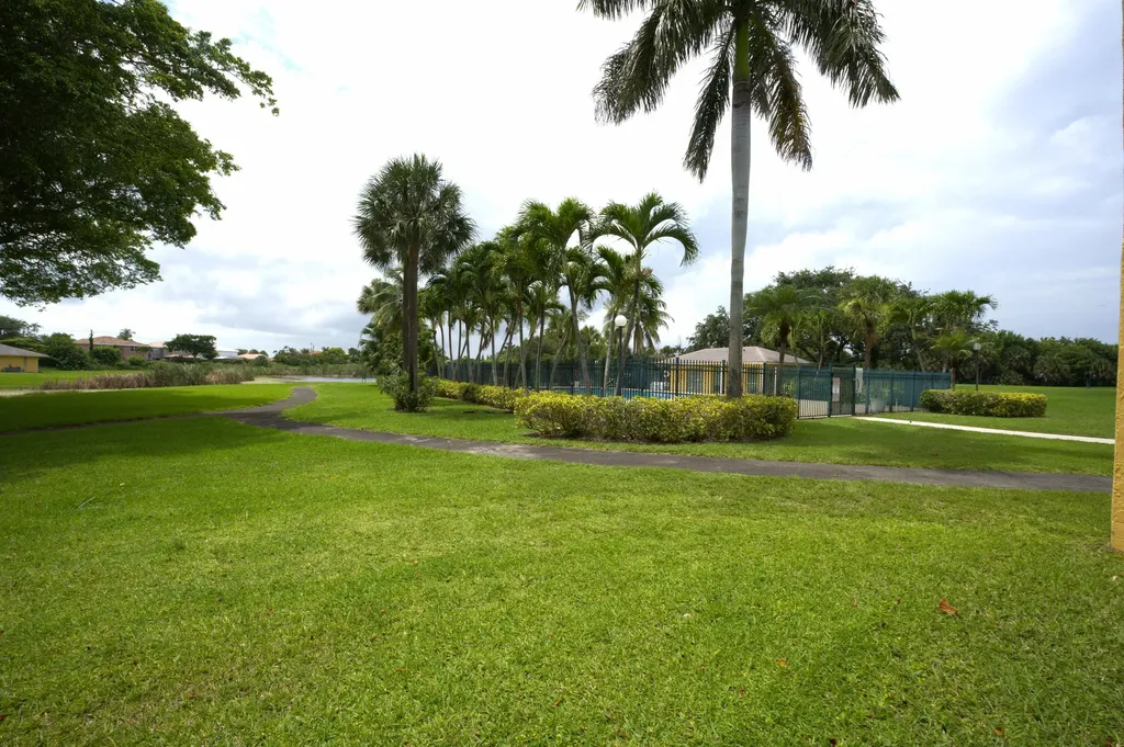 1617 Meadows Circle W Boynton Beach FL 33436