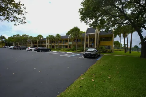 1617 Meadows Circle W Boynton Beach FL 33436