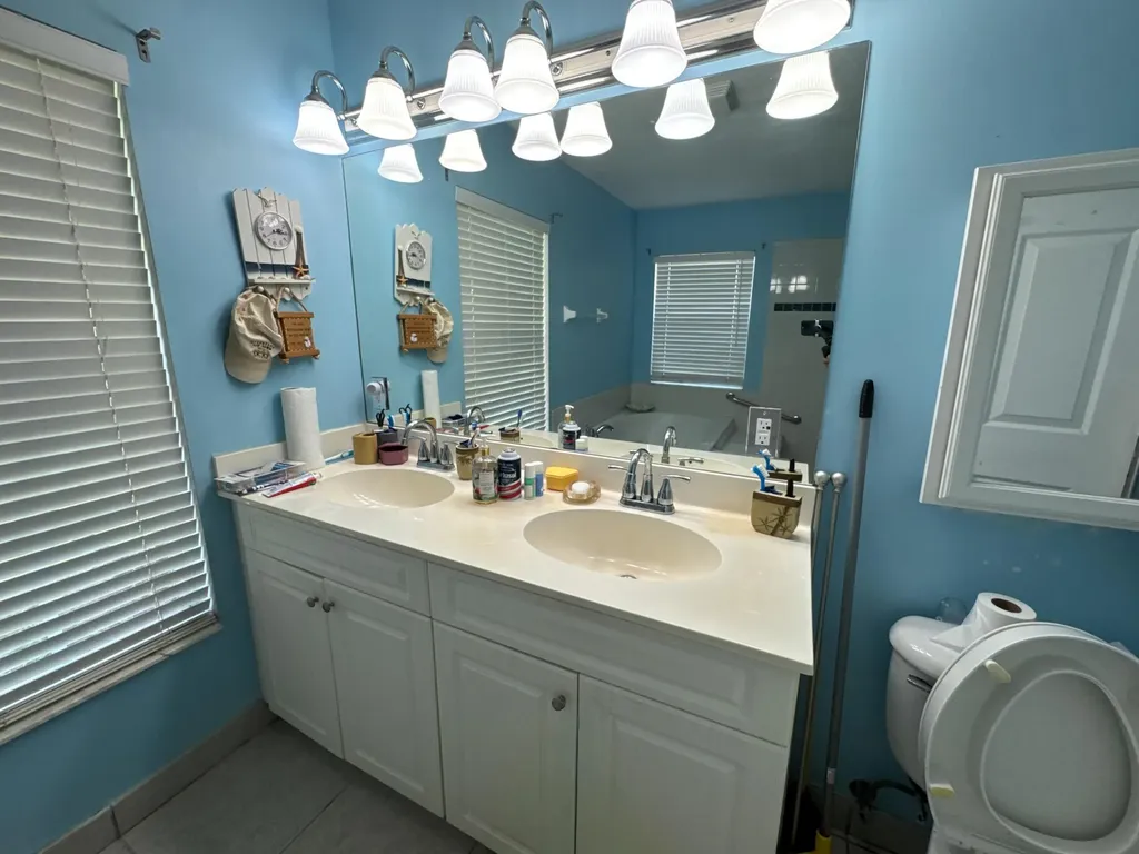 1773 SW Finch Lane Port St Lucie FL 34953