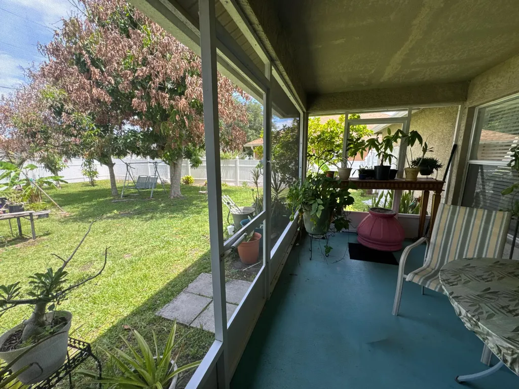 1773 SW Finch Lane Port St Lucie FL 34953