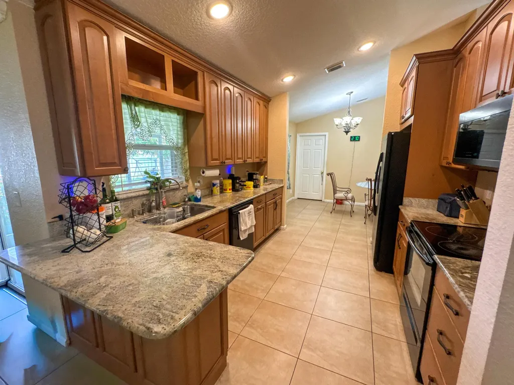 1773 SW Finch Lane Port St Lucie FL 34953