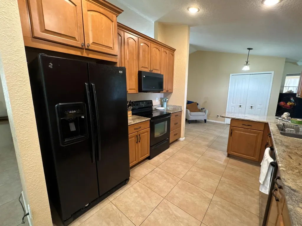 1773 SW Finch Lane Port St Lucie FL 34953