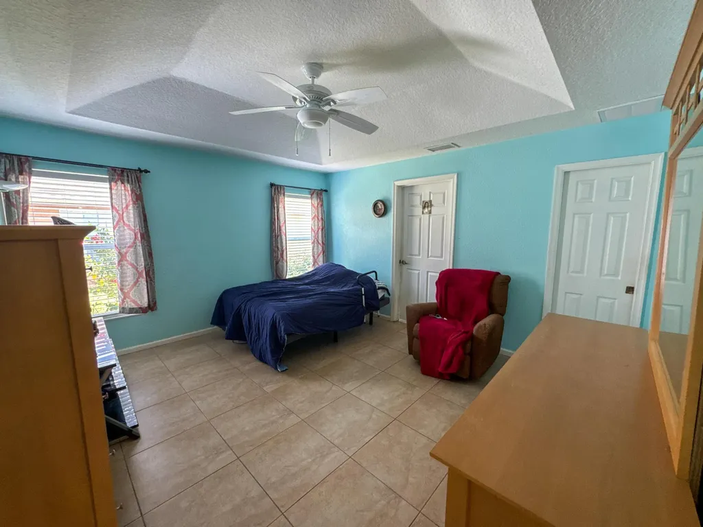 1773 SW Finch Lane Port St Lucie FL 34953