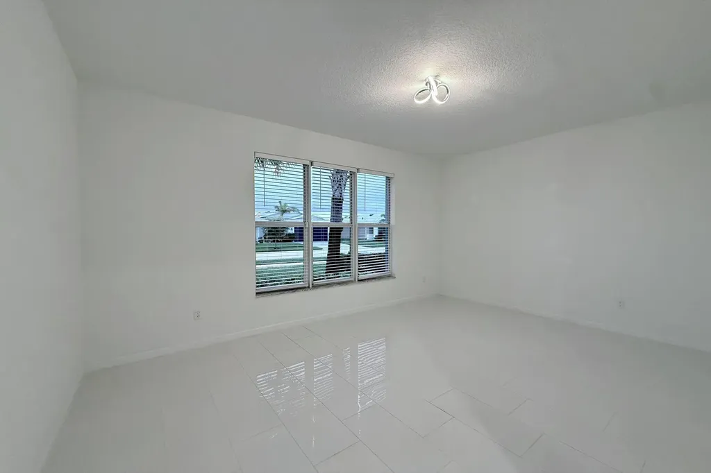 10710 SW Hensley Street Port St Lucie FL 34987