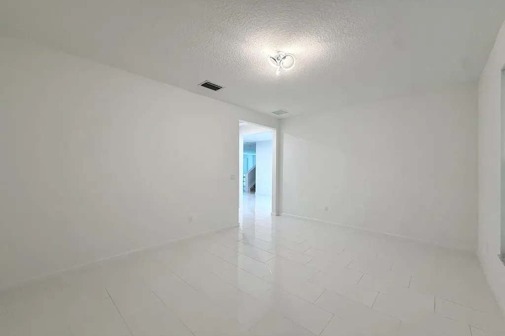 10710 SW Hensley Street Port St Lucie FL 34987