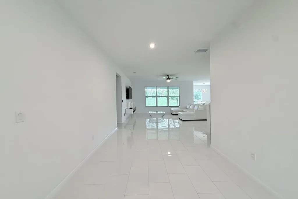 10710 SW Hensley Street Port St Lucie FL 34987
