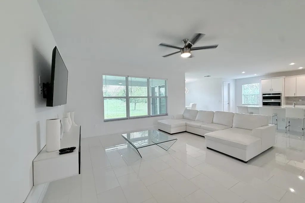 10710 SW Hensley Street Port St Lucie FL 34987