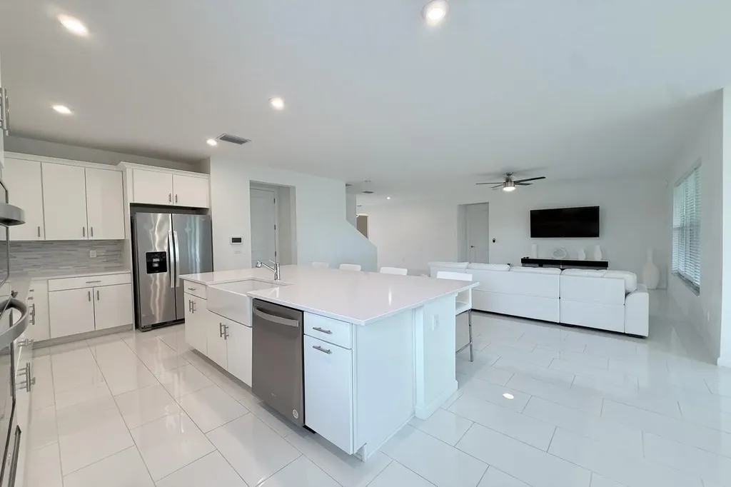 10710 SW Hensley Street Port St Lucie FL 34987