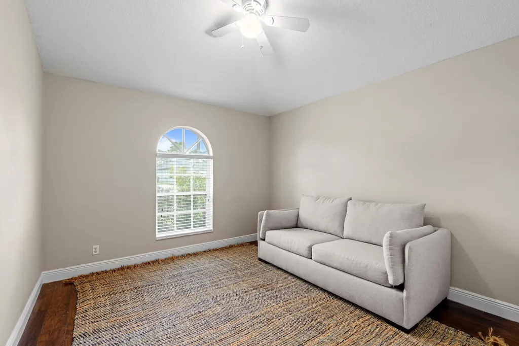 182 Saratoga Boulevard E Royal Palm Beach FL 33411