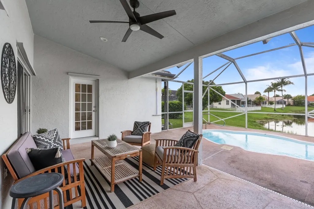 182 Saratoga Boulevard E Royal Palm Beach FL 33411