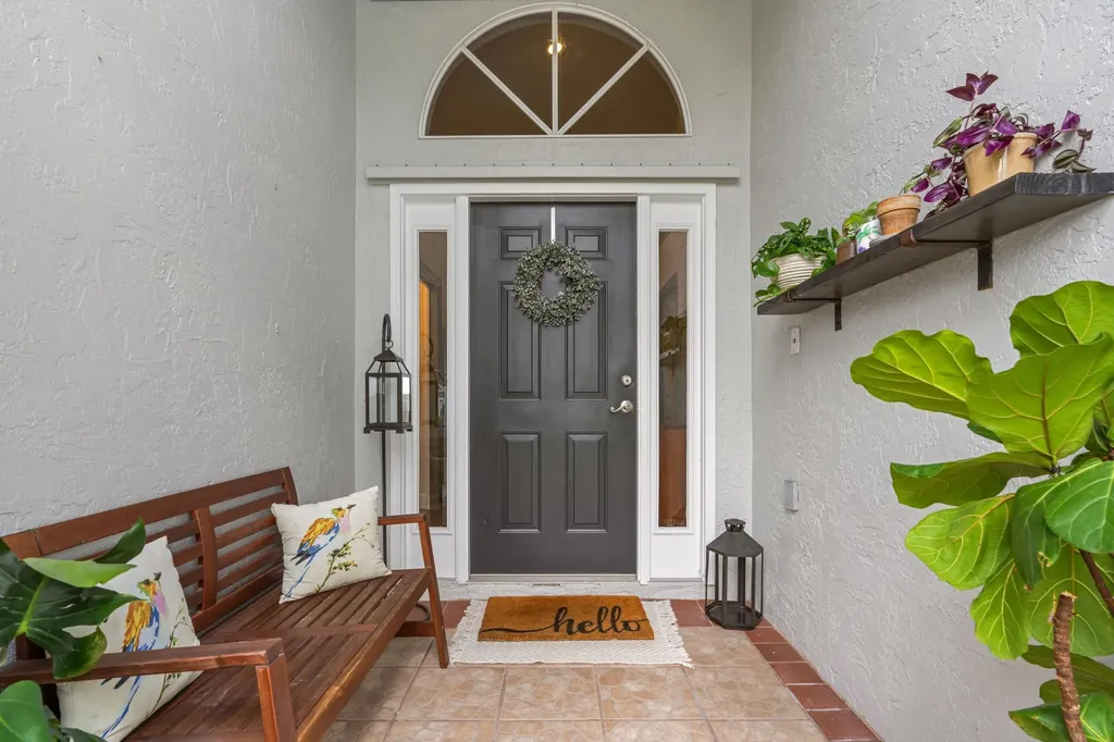 182 Saratoga Boulevard E Royal Palm Beach FL 33411