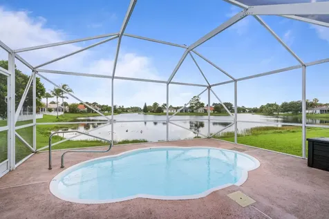 182 Saratoga Boulevard E Royal Palm Beach FL 33411