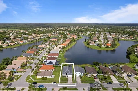 182 Saratoga Boulevard E Royal Palm Beach FL 33411