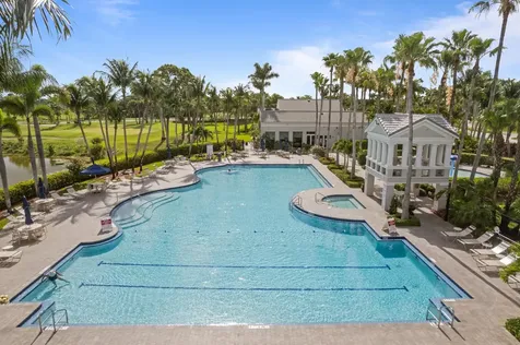 182 Saratoga Boulevard E Royal Palm Beach FL 33411