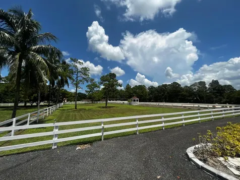 3426 &3406 Hanover Circle Loxahatchee FL 33470