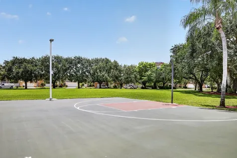 Pembroke Pines FL 33029